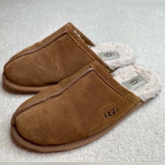 UGG Tan Suede Slippers with Plush Lining - Picture 1 of 6